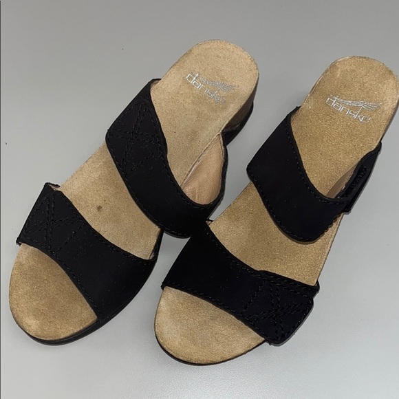 Dansko Shoes - Dansko Black Women's leather upper Sandals size 38